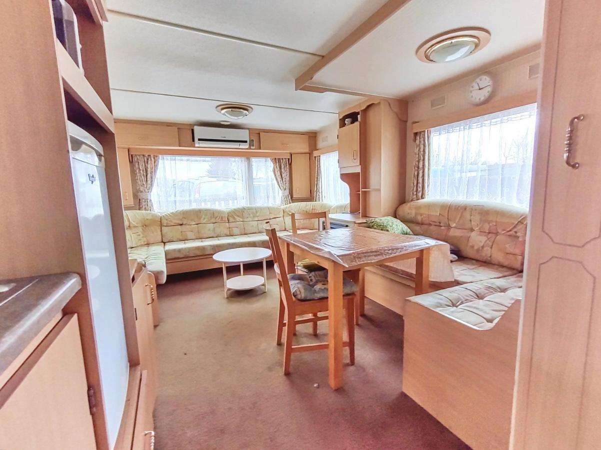 Mobilni Dum U Goldy Hotell Česká Skalice Eksteriør bilde
