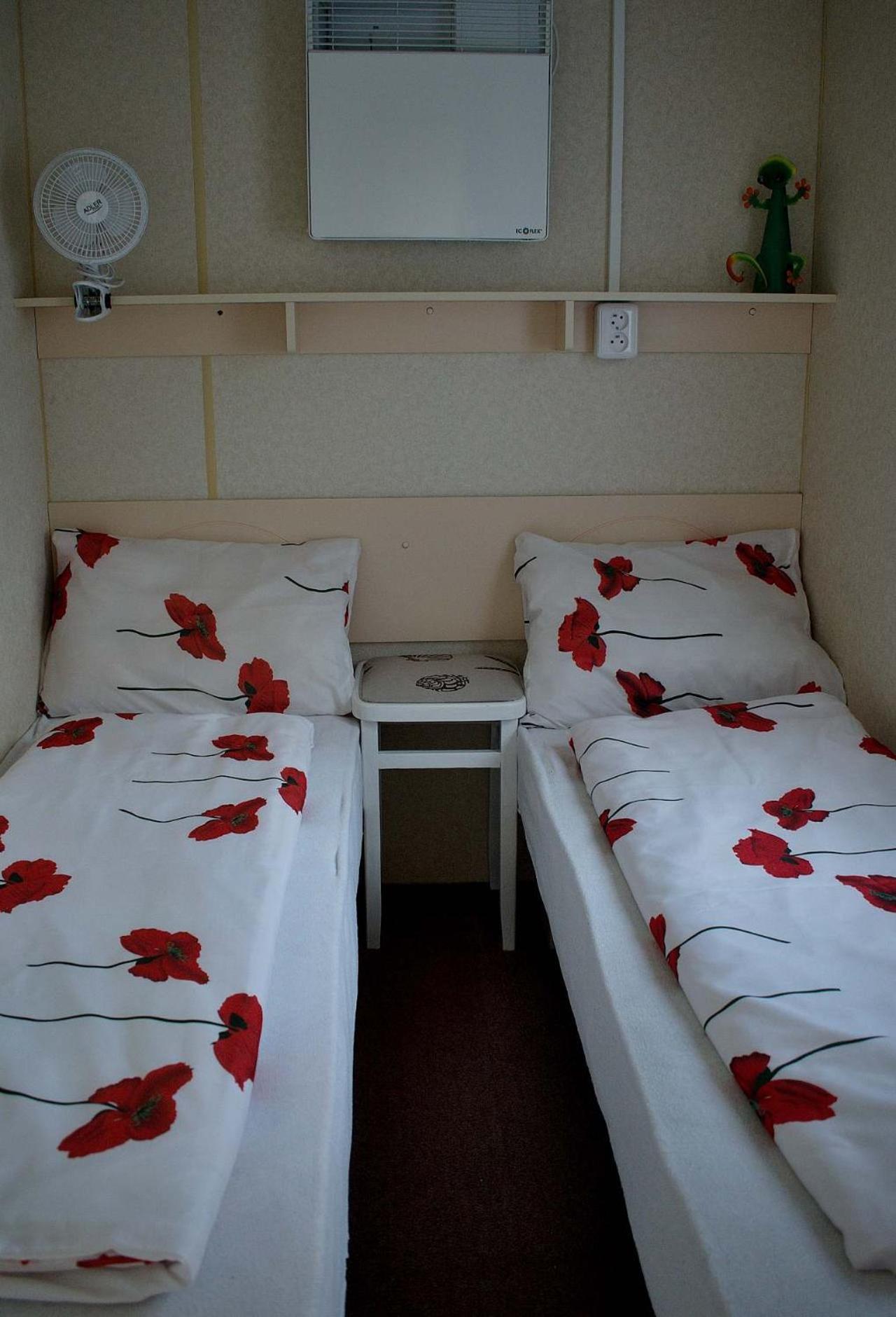 Mobilni Dum U Goldy Hotell Česká Skalice Eksteriør bilde